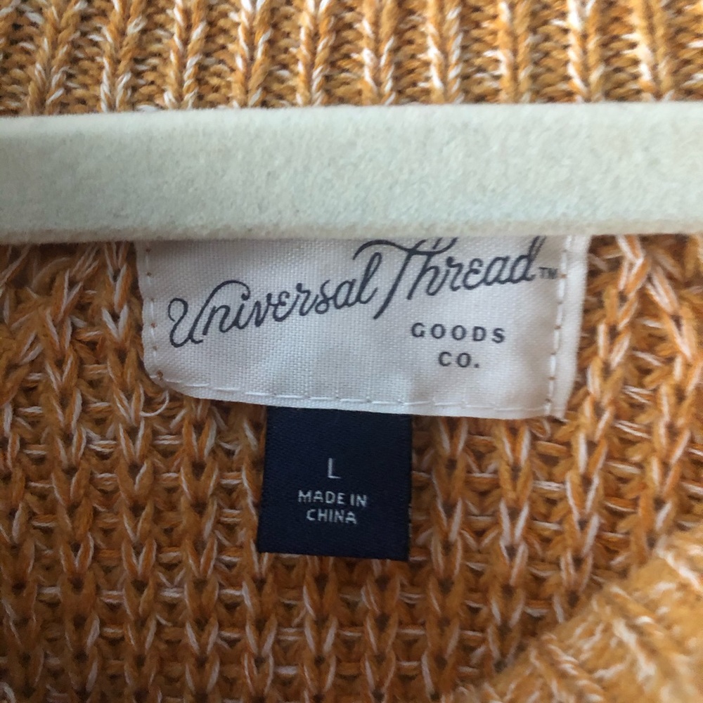 Universal Threads Sweater - Picture 2 of 2